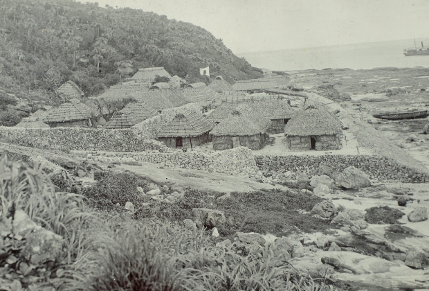 Landscape of dried bonito factory in Uotsuri Island (1908)